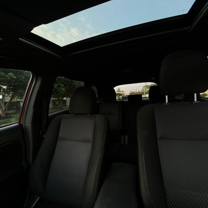 2018 Mitsubishi Outlander - Image 6