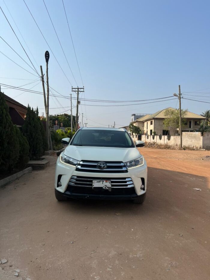 2018 TOYOTA HIGHLANDER