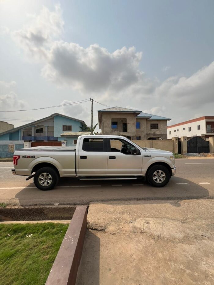 2018 Ford F150 - Image 2