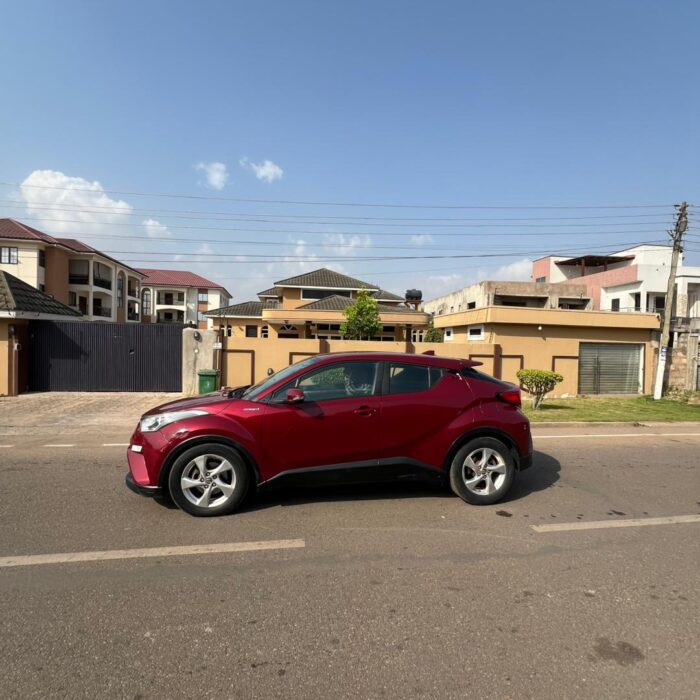 2015 Toyota CHR - Image 2