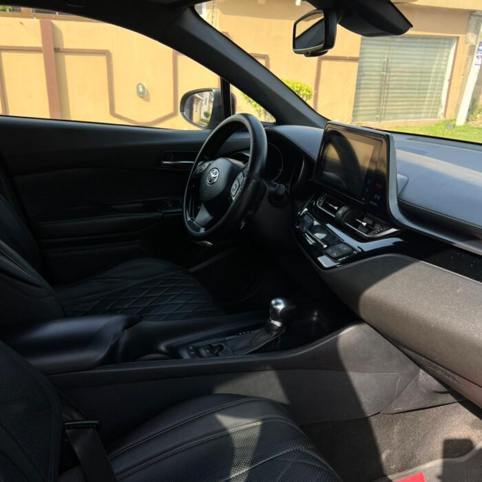 2015 Toyota CHR - Image 4