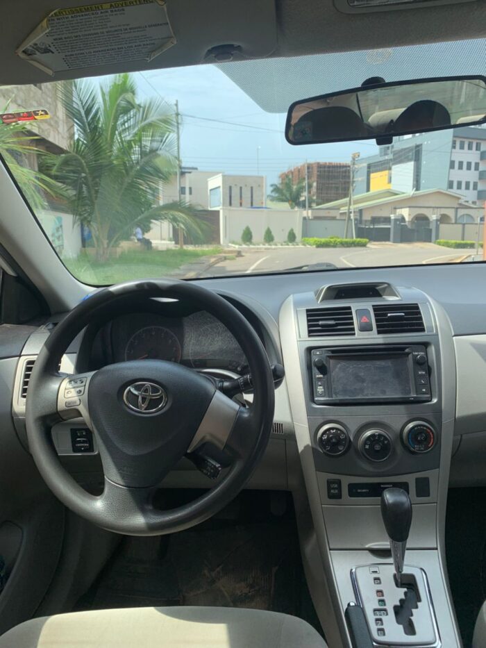 2013 Toyota Corolla - Image 2