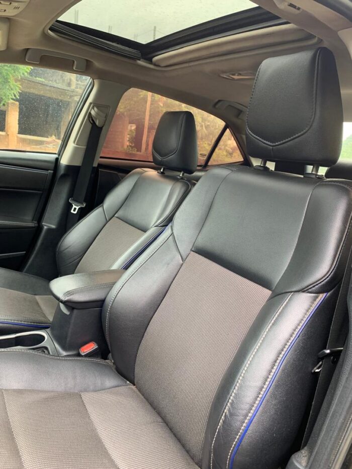 2017 Toyota Corolla - Image 3